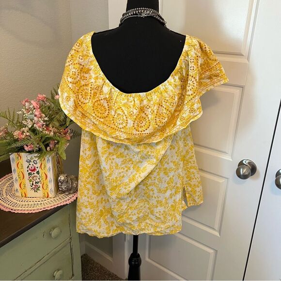 Lane Bryant NWT Yellow Eyelet Embroidery Ruffle Off Shoulder Floral Blouse 18/20 - Picture 5 of 11